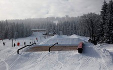 Pokud budete chtít zvládneme navrhnout a vyrobit i takto masivní STREET SET, který stojí ve snowparku na Klínovci...